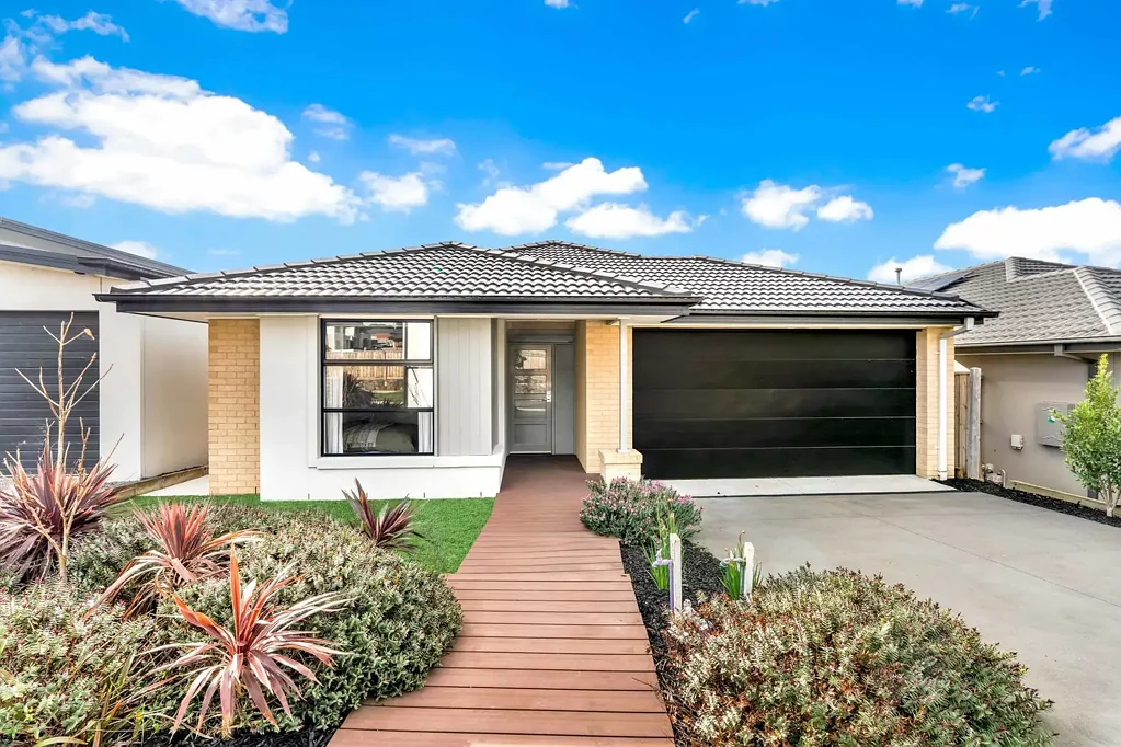 Contemporary Family Living in Thriving Mount Duneed