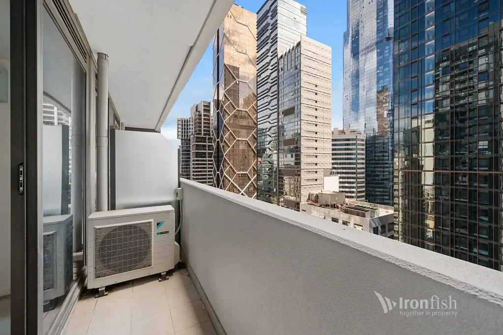 2103/5 Sutherland Street, Melbourne, VIC 3000