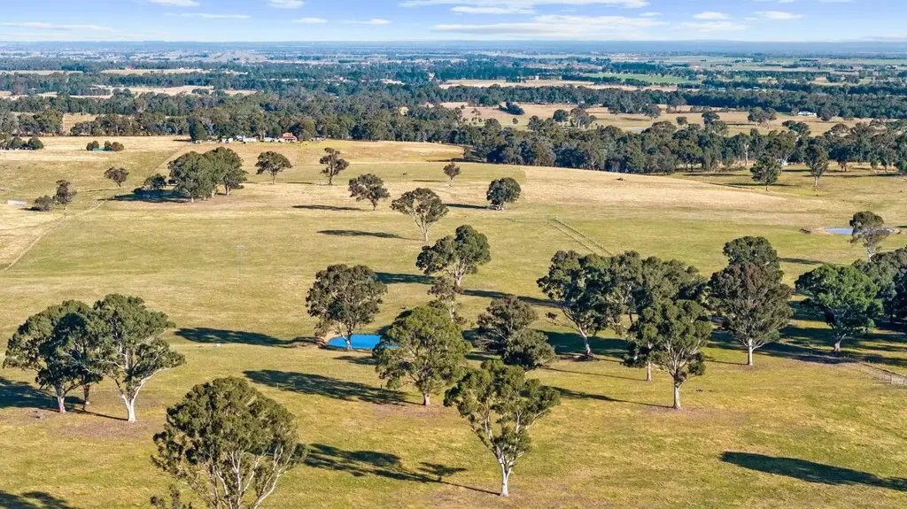 Stratford IDYLLIC COUNTRY LIVING