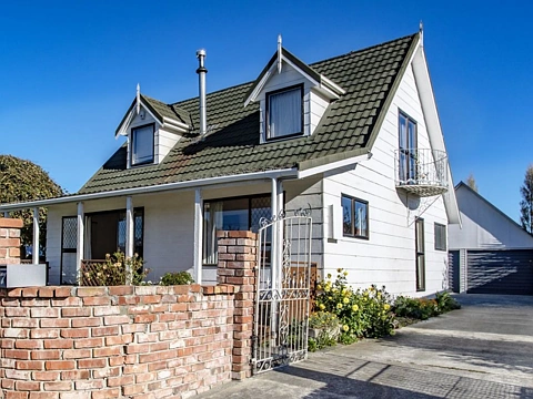 Belfast 3房  Home Sweet Home with A Double Garage