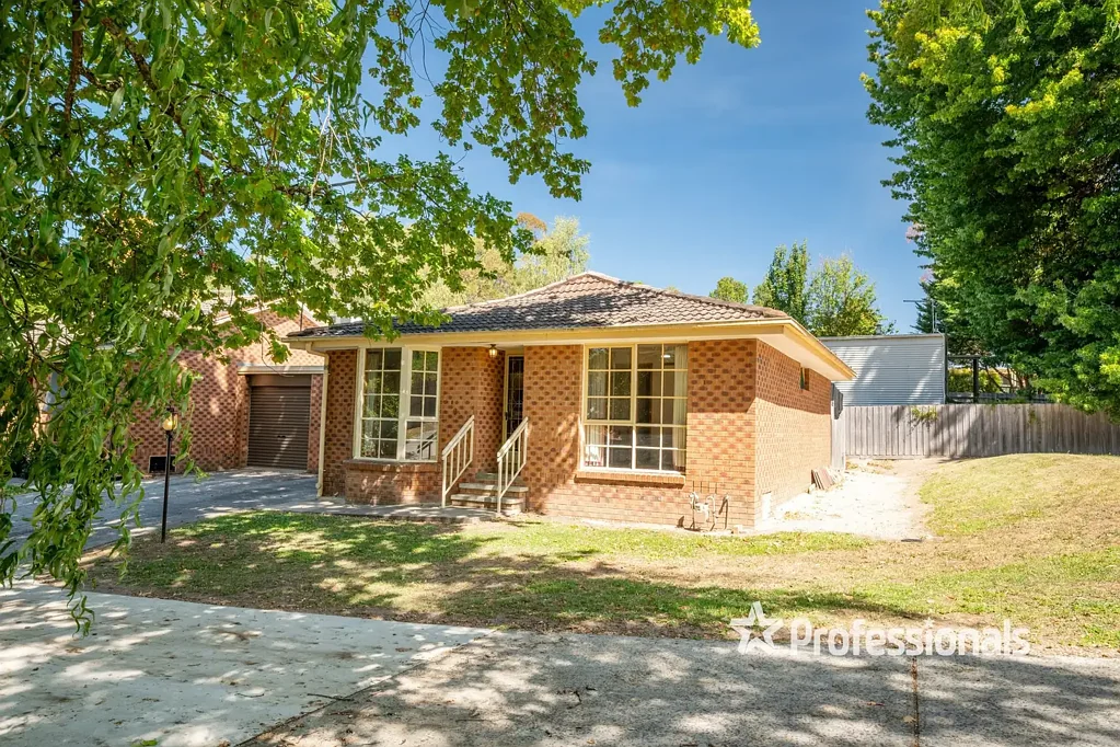 Yarra Junction 2 Bedroom CONVENIENT AND LOW-MAINTENANCE LIFESTYLE