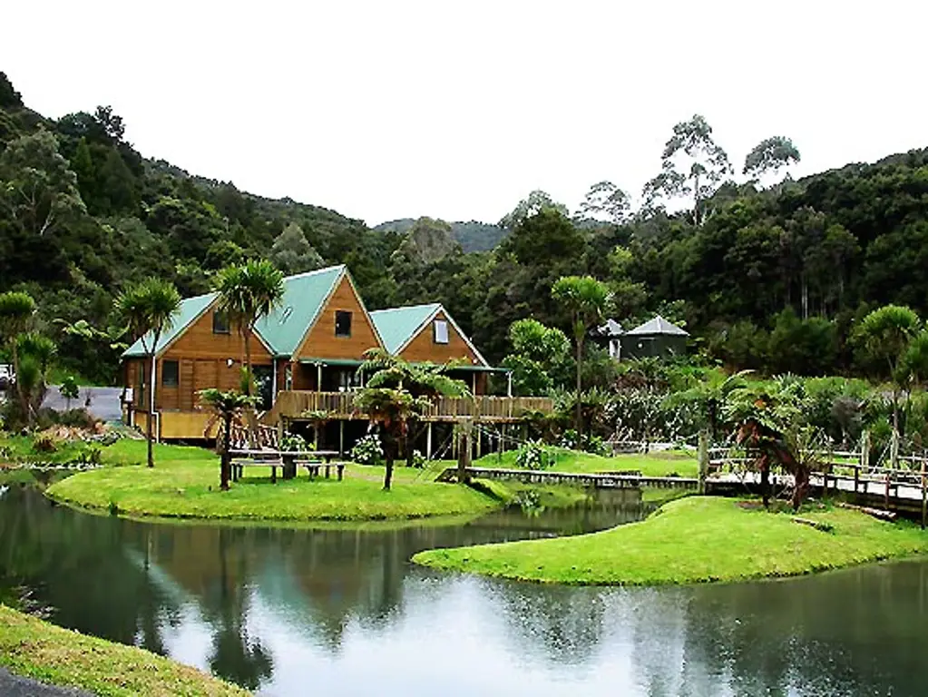 Kaitaia 4房  Very rare opportunity of owning large tourism park