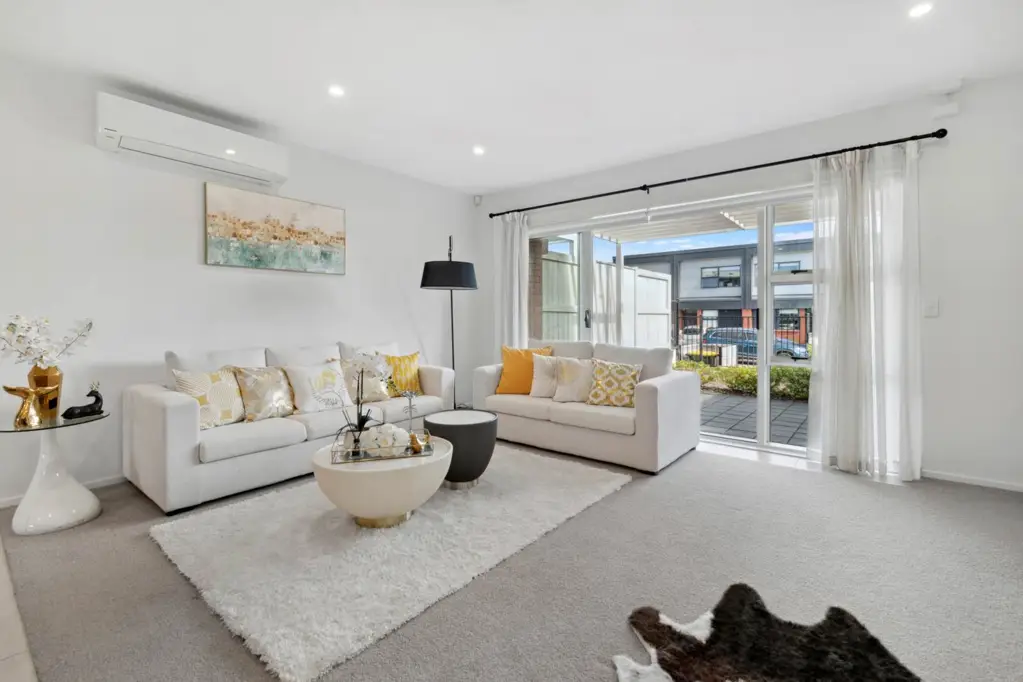Flat Bush 3房 Price Reduction & Immediate Possession