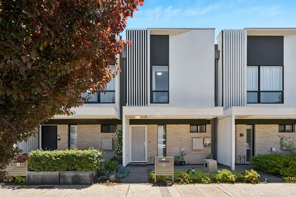 42 Hill Smith Boulevard, St Clair, SA 5011