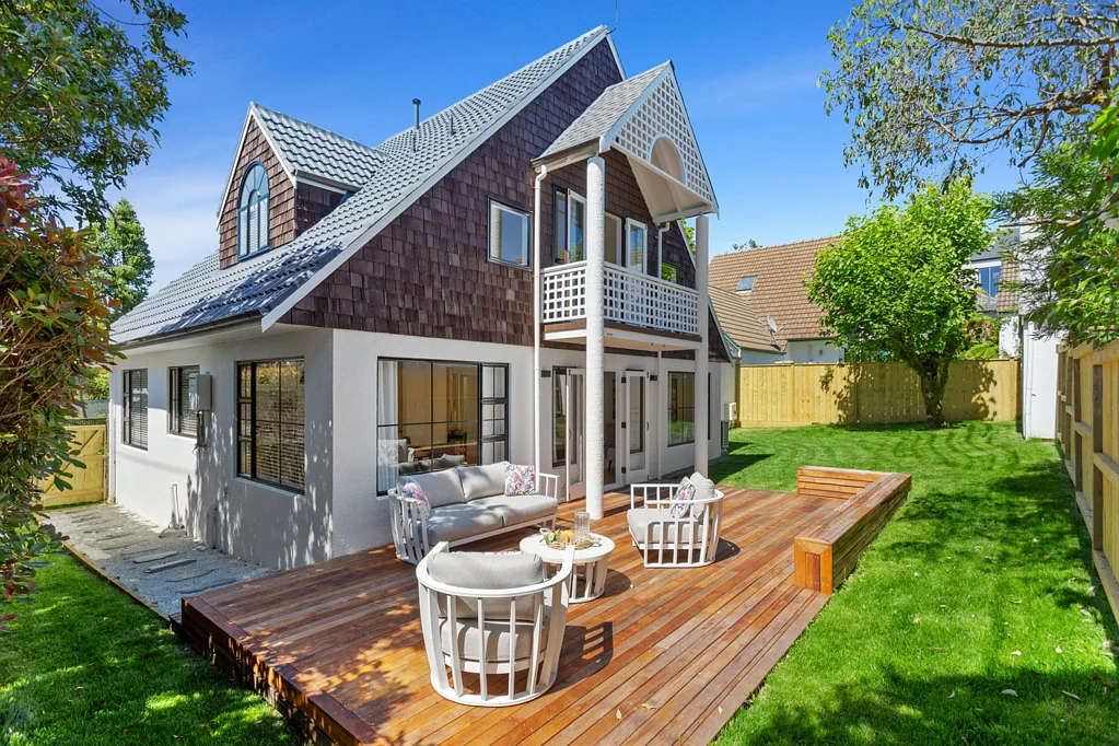 Greenlane 3 Slaapkamer Modern Family Home In A Desirable Location