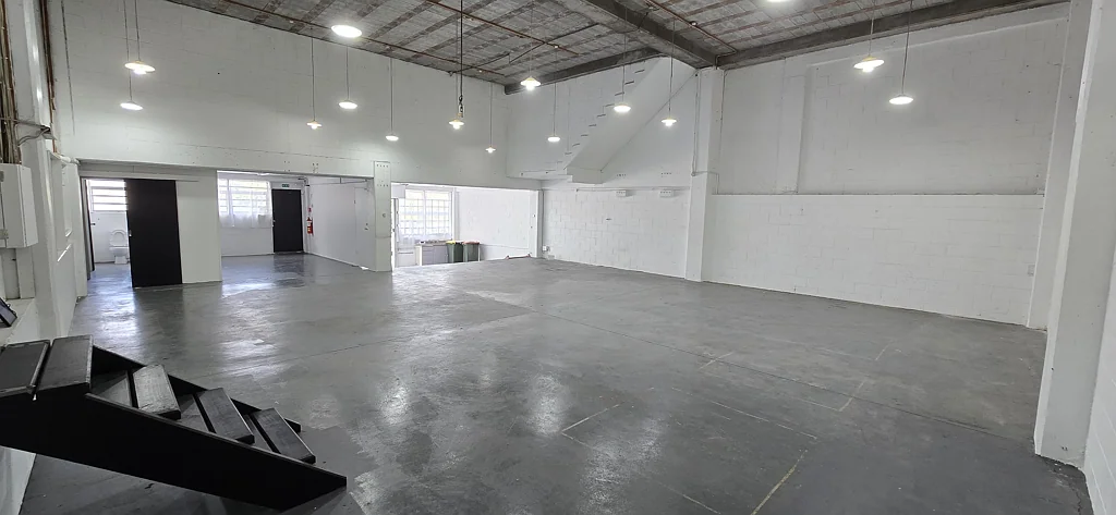 Birkenhead Immaculate Warehouse