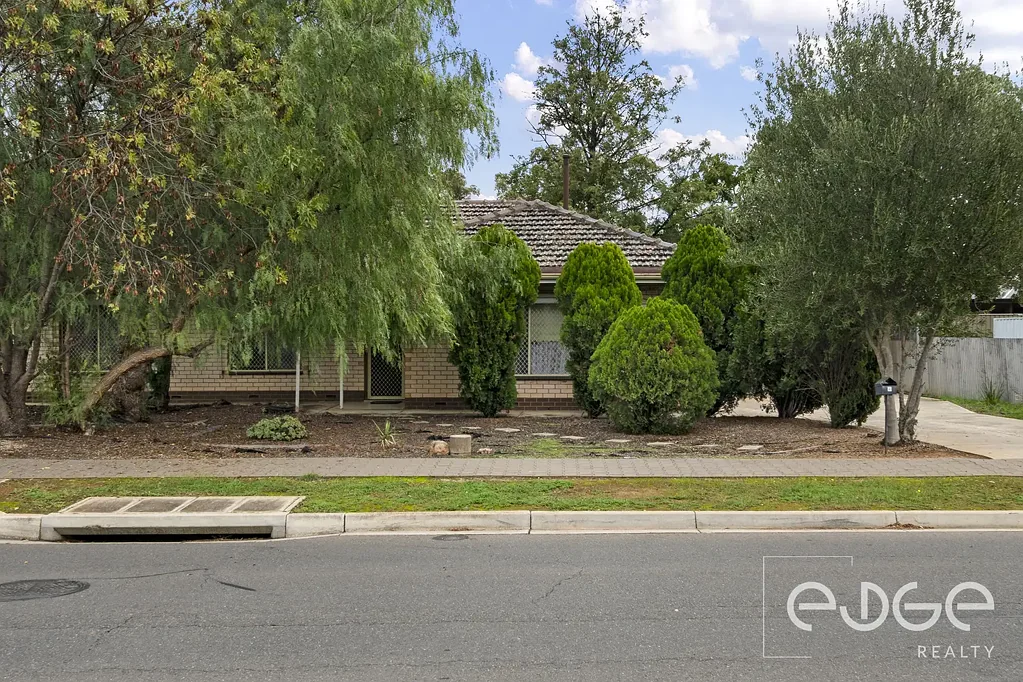Elizabeth East 4 Bedroom Solid Foundations, Spectacular Potential - 820sqm Allotment with Serious Upside!