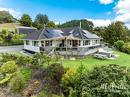2568b Paparoa Oakleigh Road, Paparoa