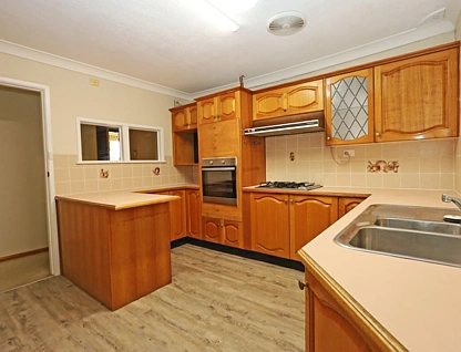 74 Francis Street, Cambridge Park, NSW 2747, 3 ਕਮਰੇ, 1 ਬਾਥਰੂਮ, House