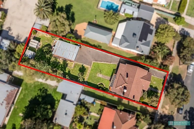 North Bendigo 3chambre Well presented family home in a superb locale and on a block of 913m2