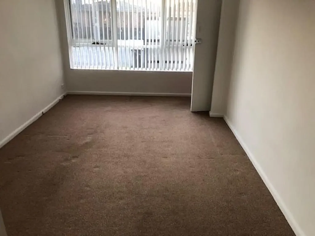 LOCATION, PEACE & LOW MAINTENANCE!