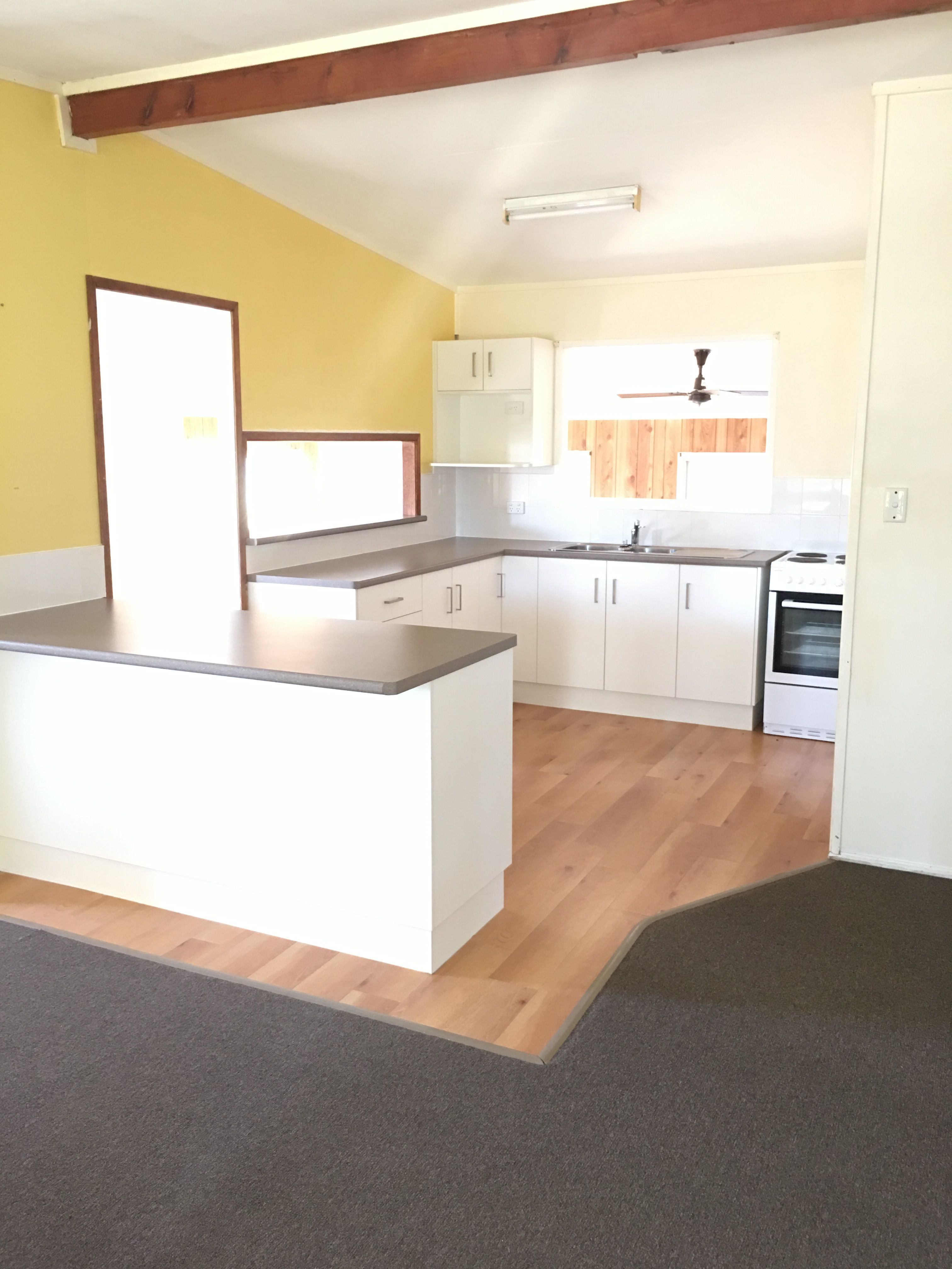 24 WRIGHT ST, ROMA QLD 4455, 0 Schlafzimmer, 0 Badezimmer, House