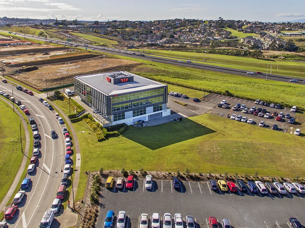 Albany Top office in top location