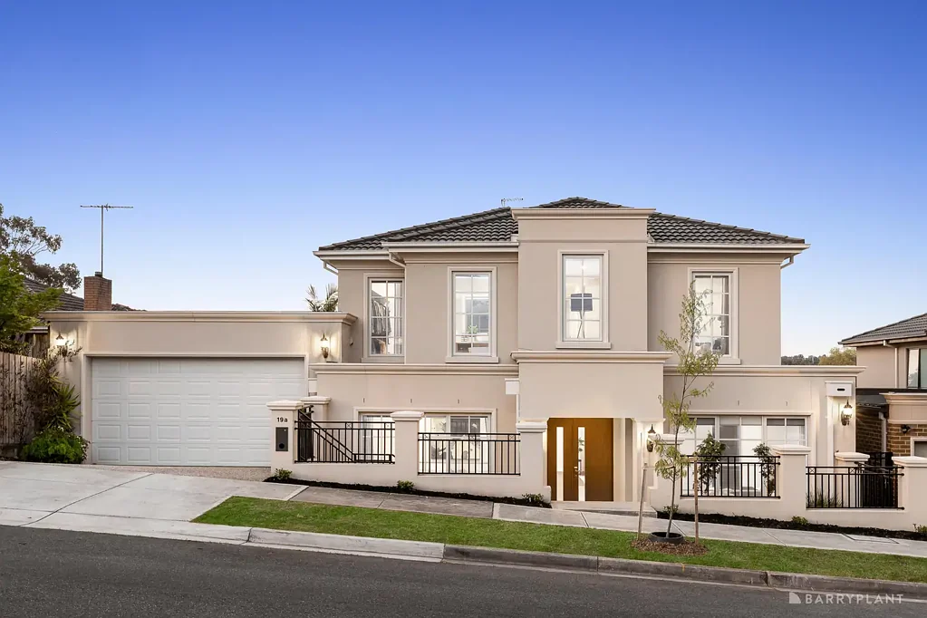 Templestowe Lower 4침실 Living by grand proportions.