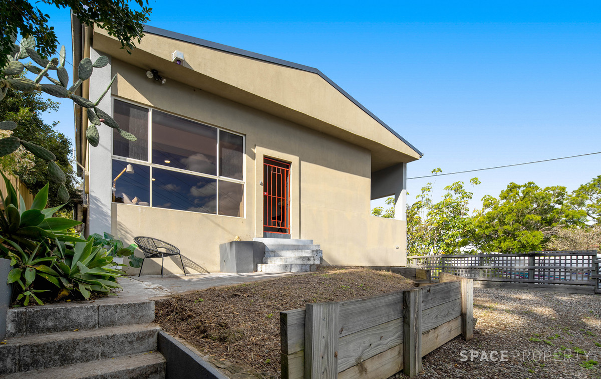 12 DAUPHIN TCE, HIGHGATE HILL QLD 4101, 0房, 0浴, House