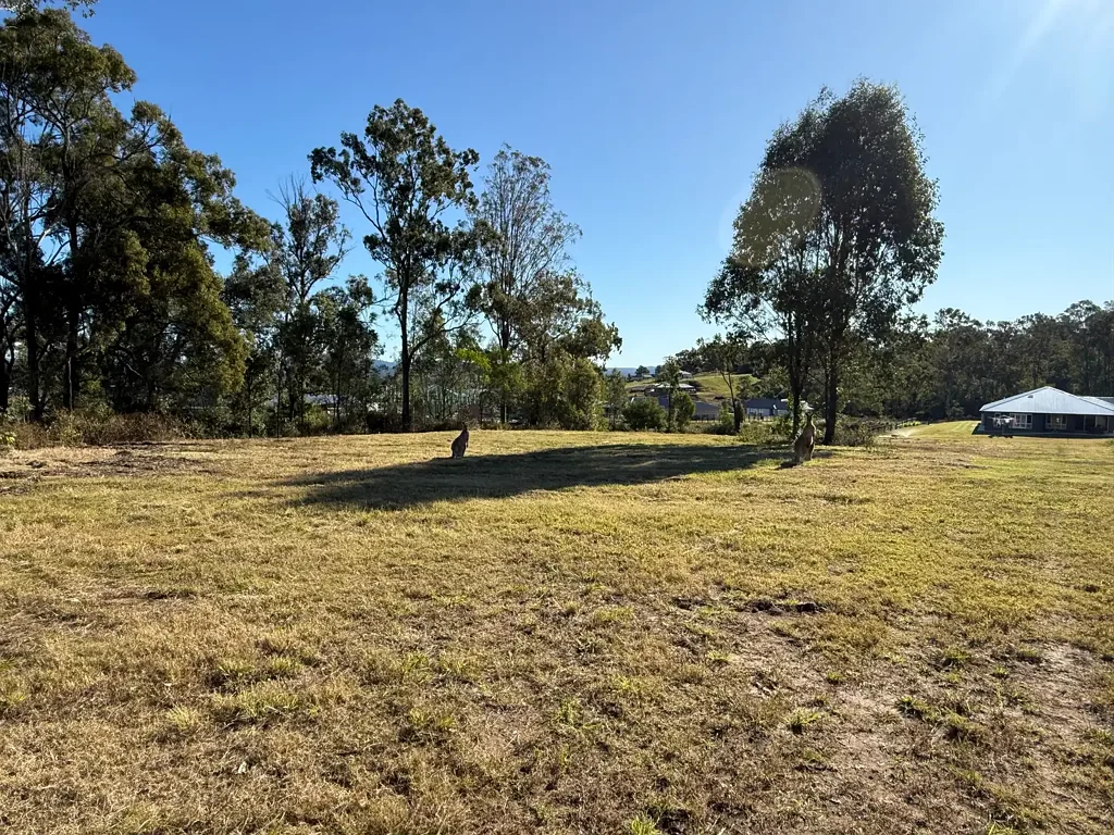 Woodhill FLAT, Private Acreage LAND! Build NOW !
