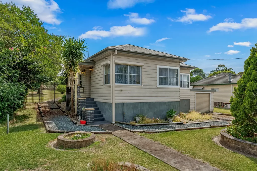44 Gregson Street, Gloucester, NSW 2422