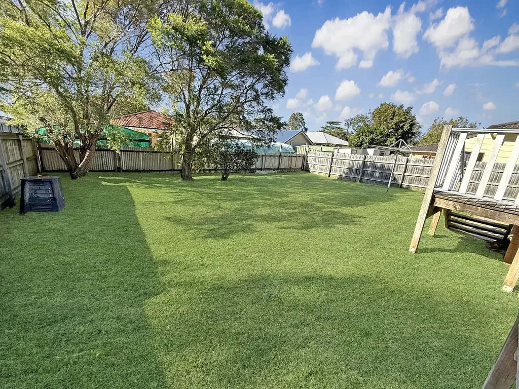 3 Bedroom Home in Prime Location!