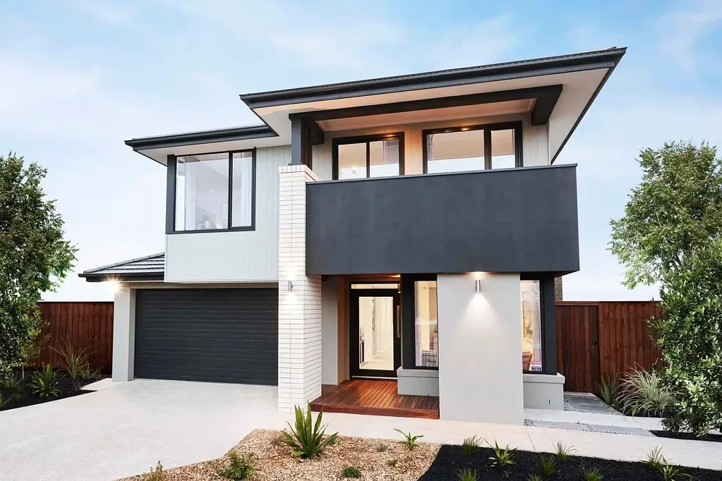 Spacious family living with a unique studio/ home business space.