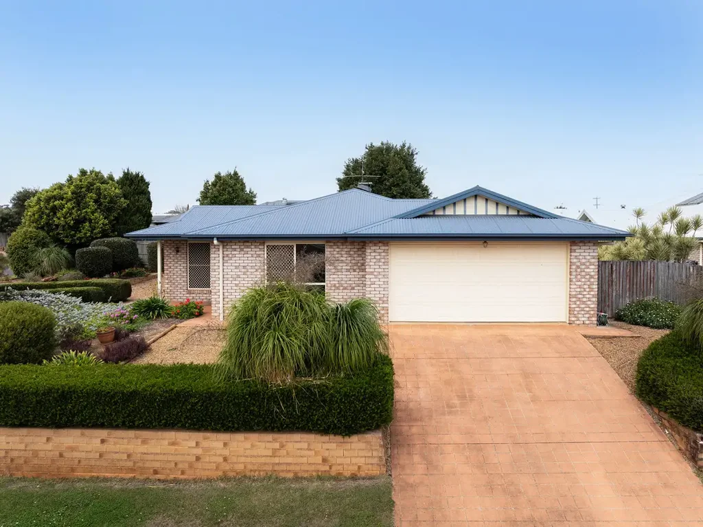 Spacious Family Home in Prime Highfields Location