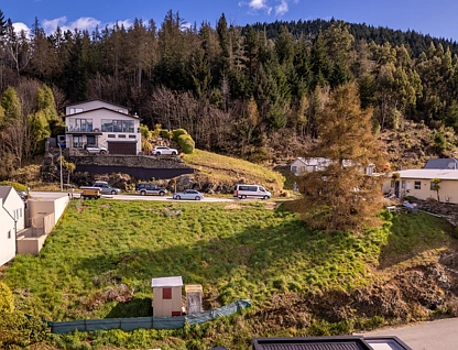 98 & 100 Hensman Road, Queenstown Hill, Queenstown, 0房, 0浴, 建地