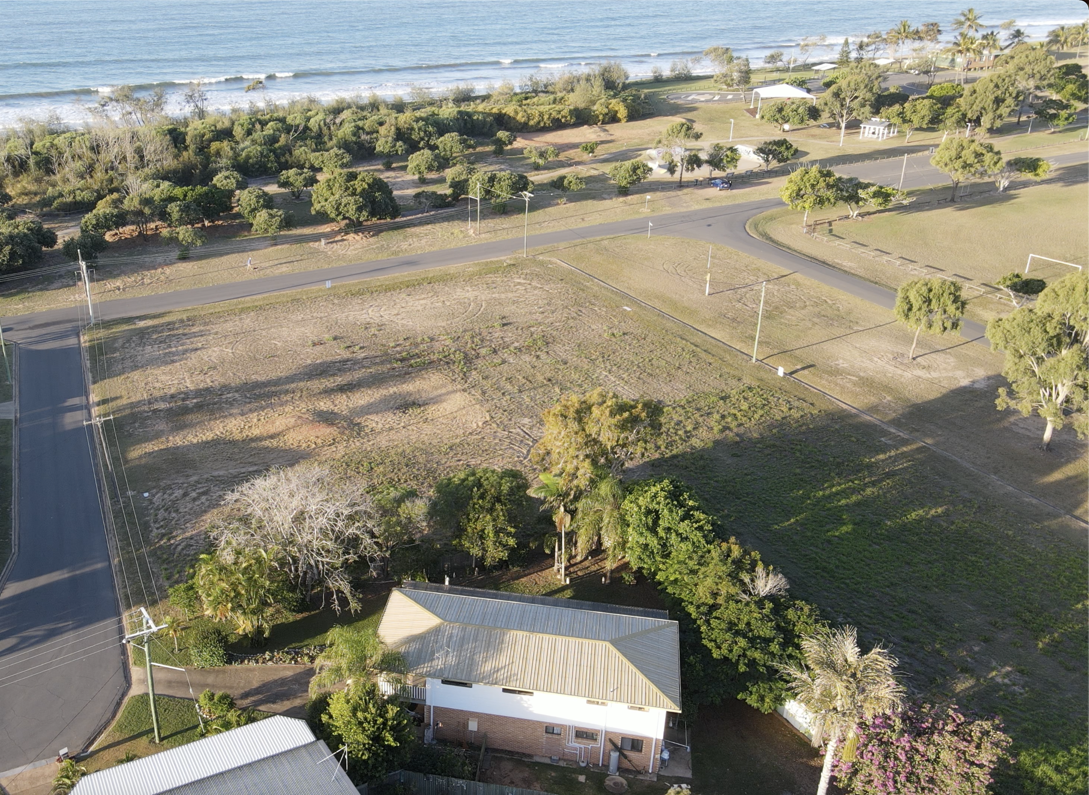 17 HIBISCUS AV, MOORE PARK BEACH QLD 4670, 0 Kuwarto, 0 Banyo, Section