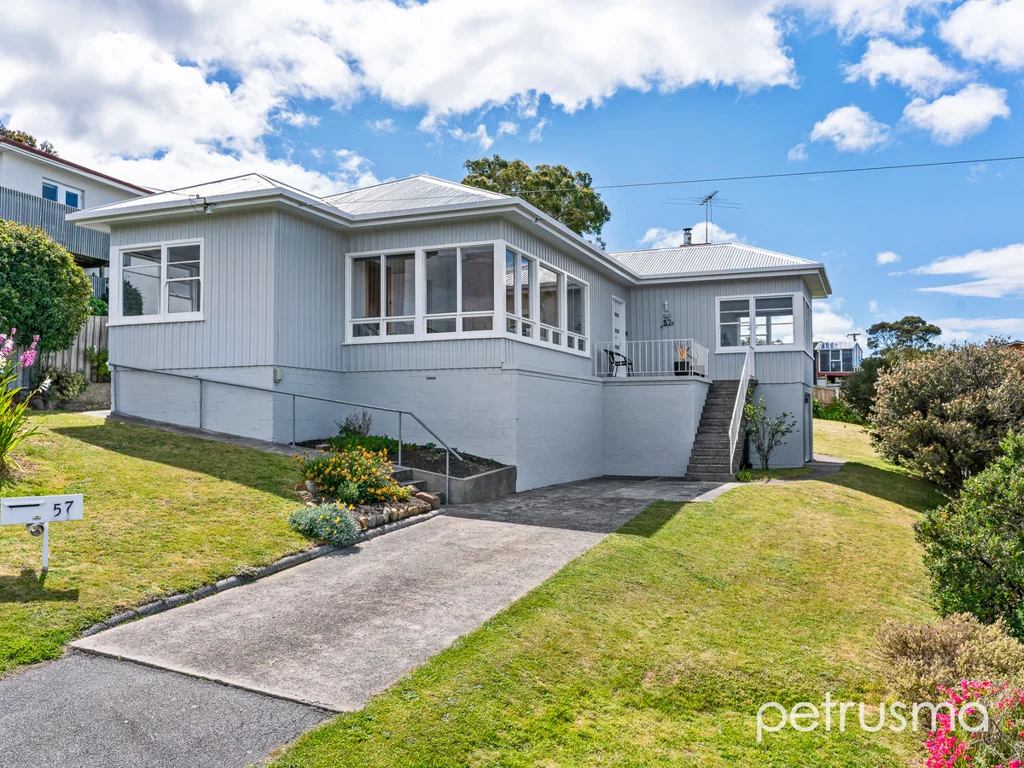 Bellerive 3બેડરૂમ Immaculate home with panoramic views