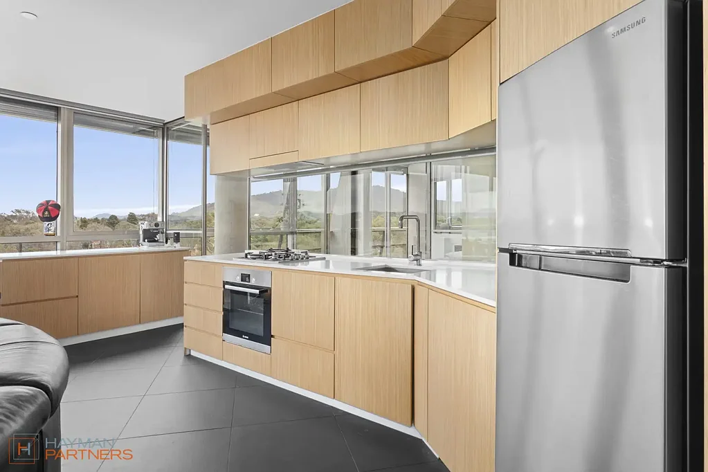 Fully Furnished Two-Bedroom Unit in the Popular Nishi