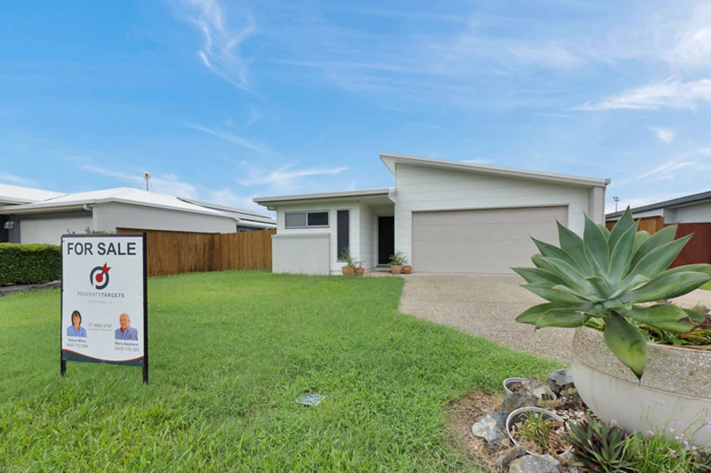 12 Darcy Bvd, Beaconsfield, QLD 4740