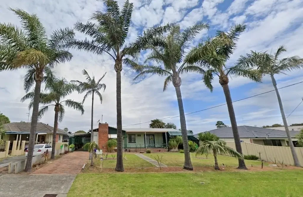 6 Bushell Street, Carey Park, WA 6230