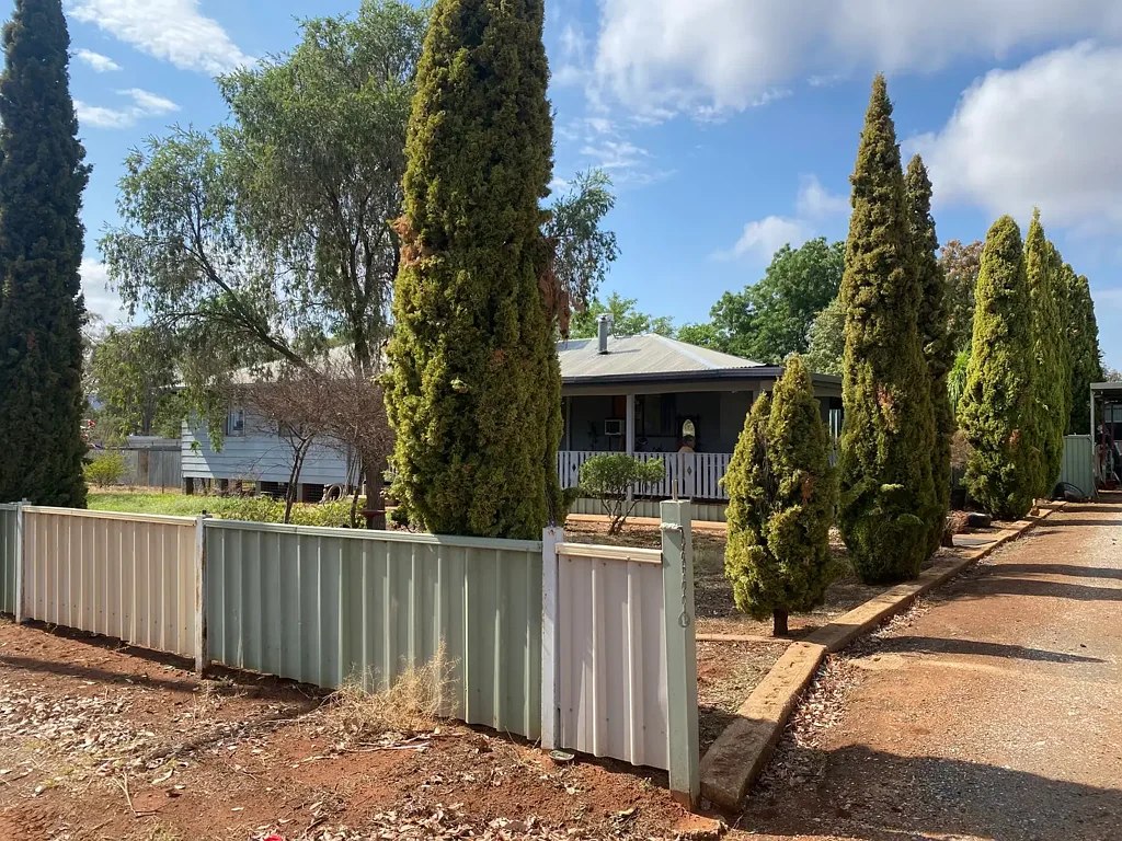 Bogan Gate 4कमरा Country Lifestyle Opportunity – Space, Peace and Village Charm