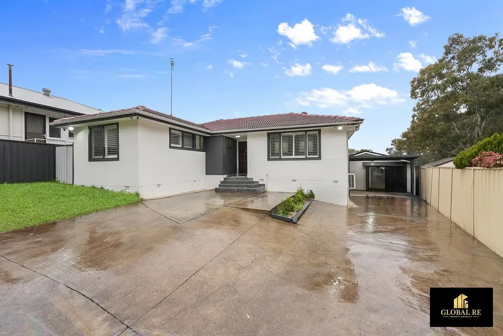 Busby 4 Bedroom Renovated Family Home with Bonus Sleepout – Perfect for Living or Investing!