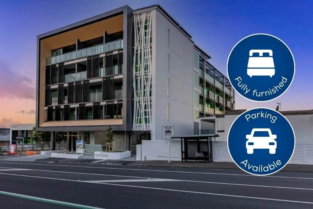 Furnished One Bedroom Apartment In Epsom - 6-9...