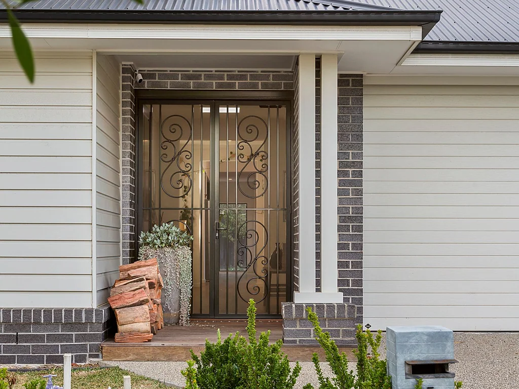 15 Owarra Boulevard, Mount Duneed, VIC 3217
