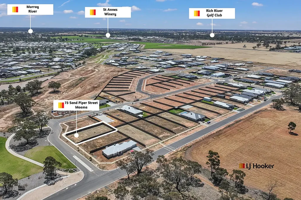 Moama Located in the Exclusive Vines Estate