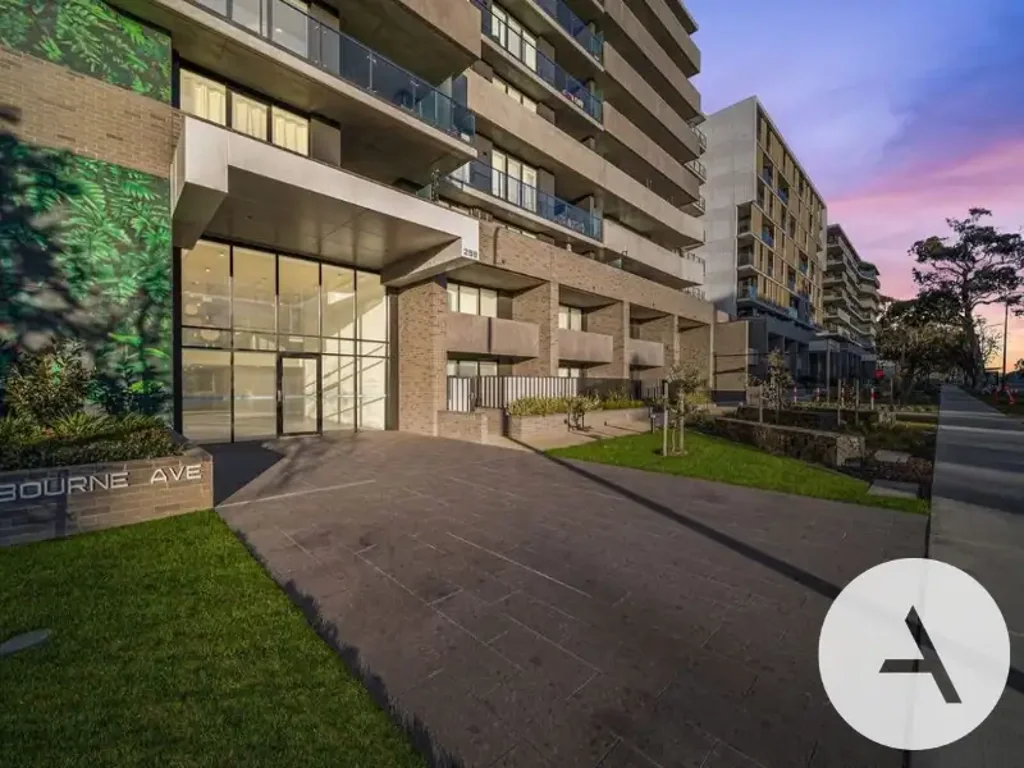 Premium 3-Bedroom Apartment on Northbourne Avenue