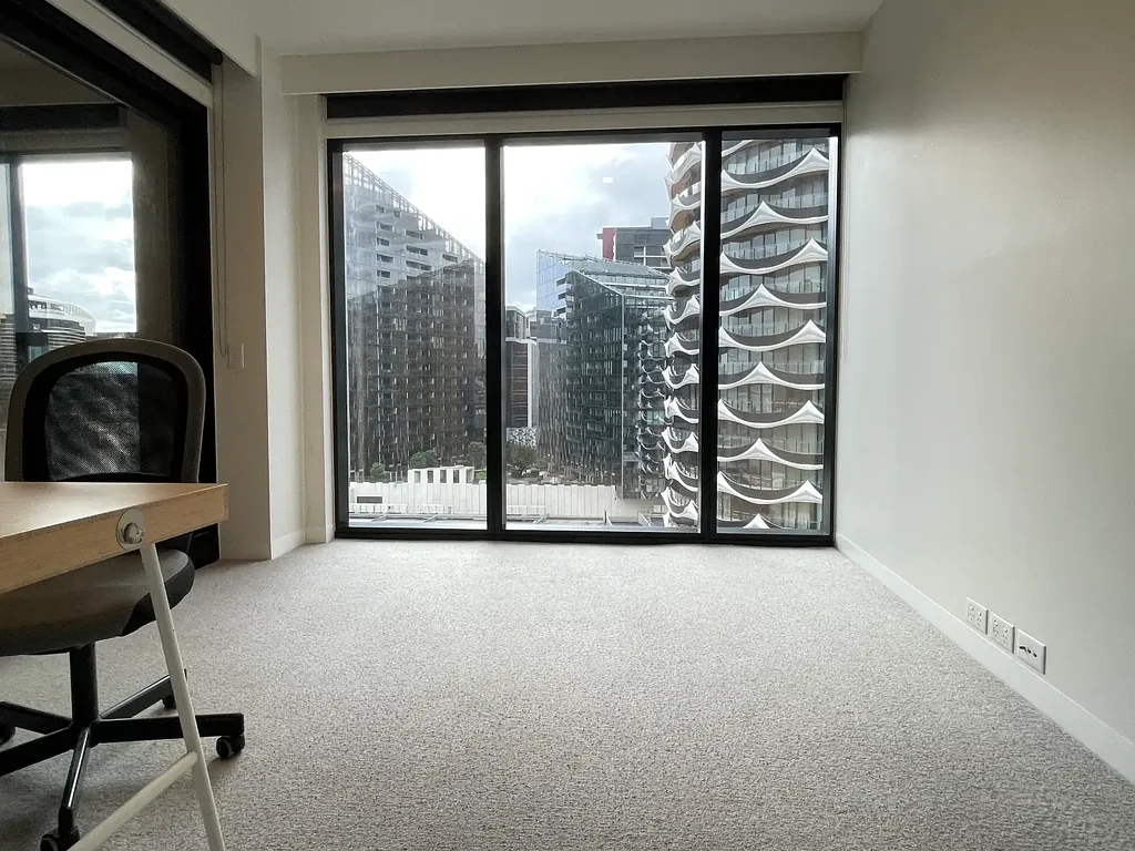 Furnished & Convenient!