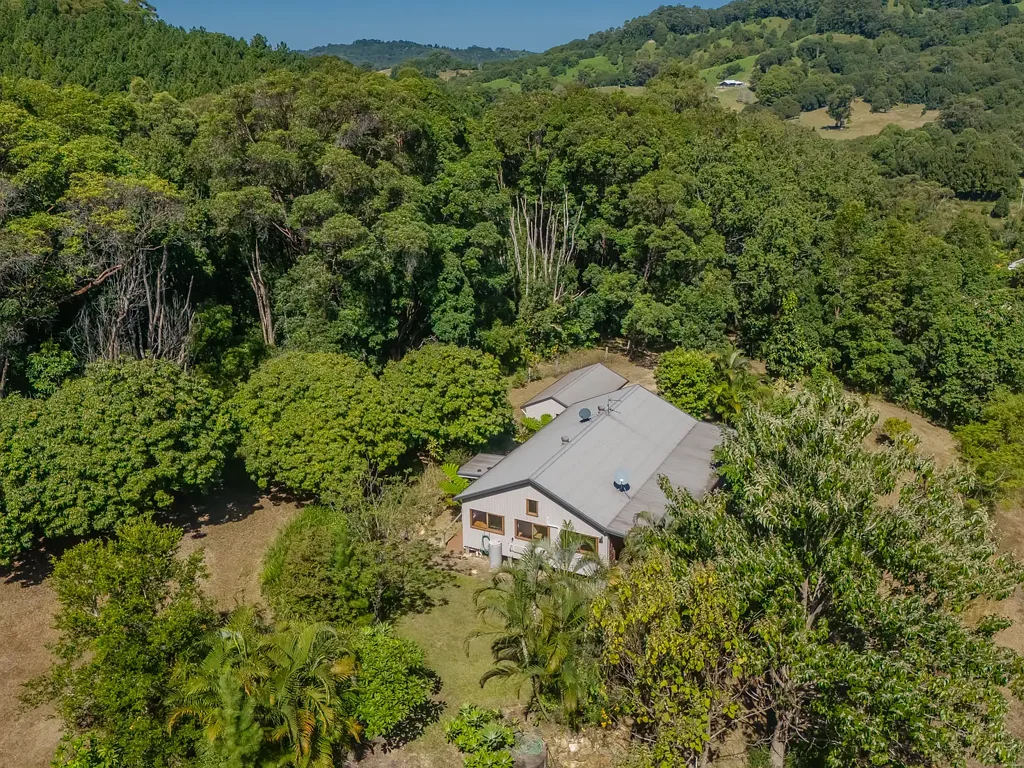 Peaceful Rural Setting in Middle Pocket with Electricity and Mowing Included!