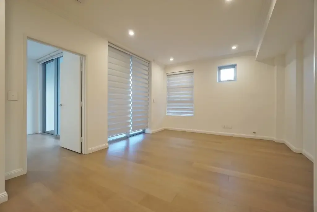 Luxury Modern Two Bedroom  Aparment