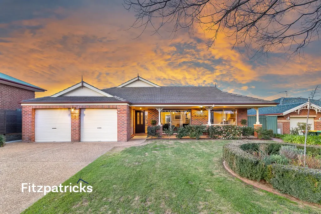 7 Lachlan Place, Tatton, NSW 2650
