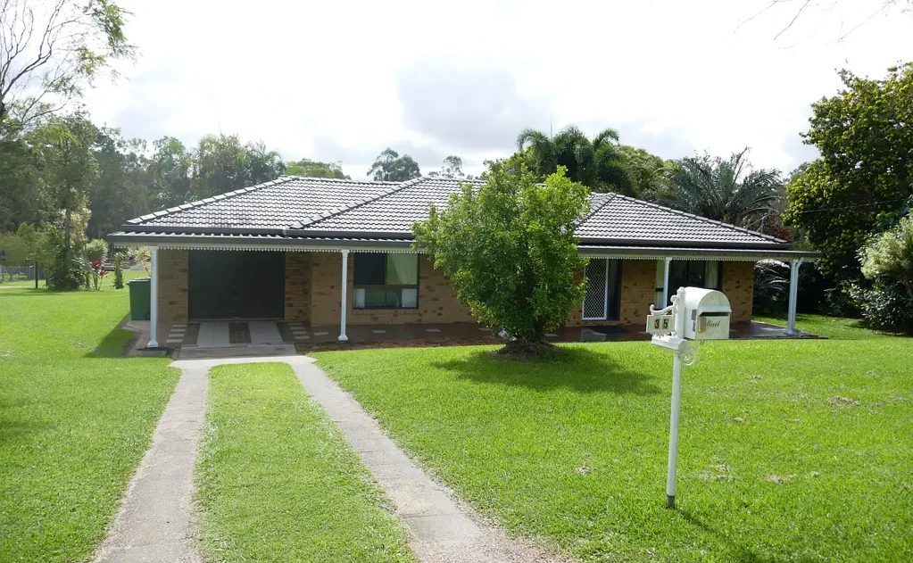 35 Peters Road, Glass House Mountains, QLD 4518