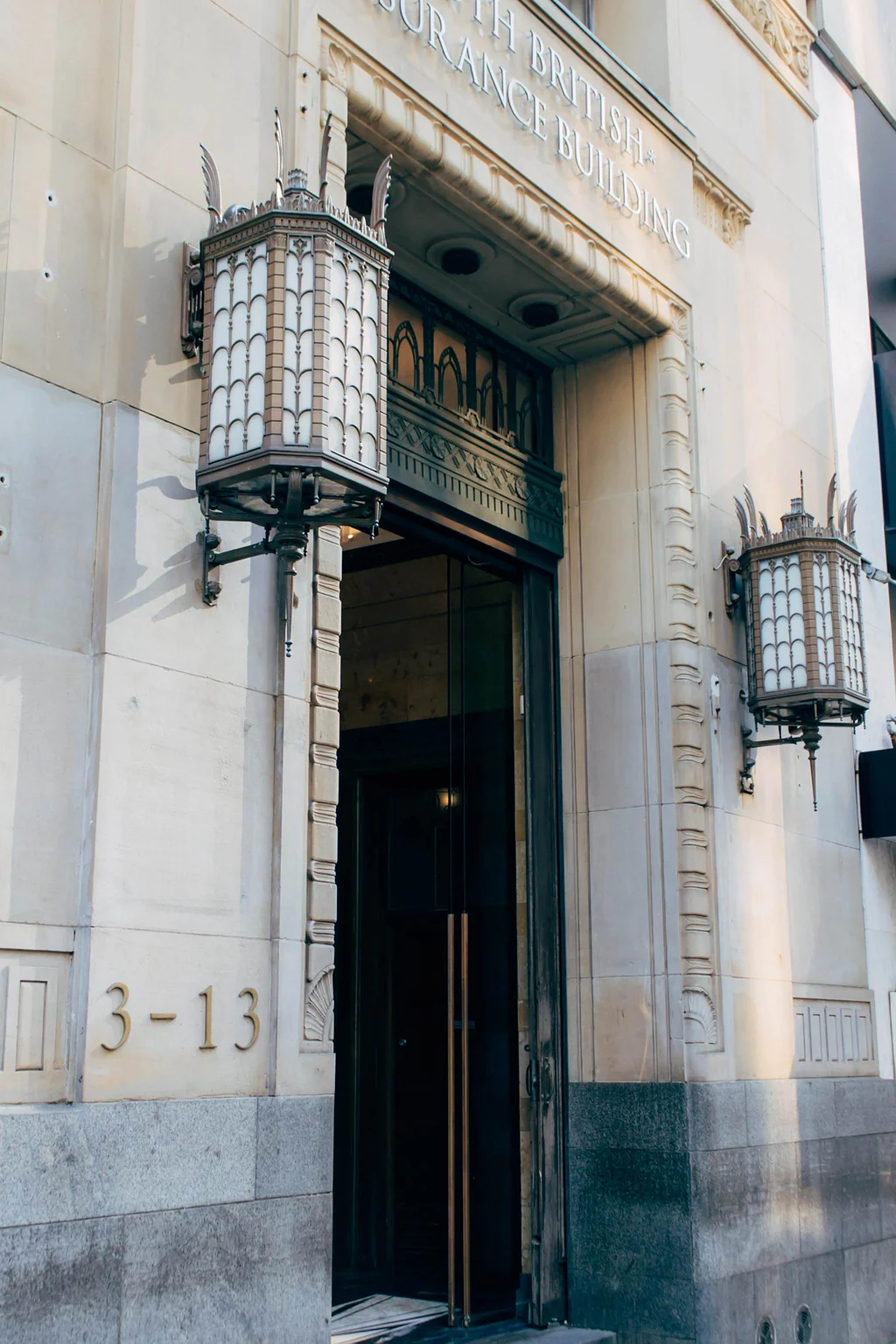 Auckland Central CHARACTER OFFICE ON SHORTLAND STREET