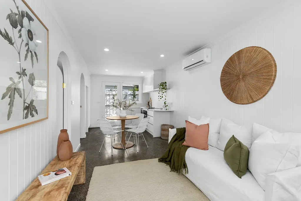 Living A Stone's Throw Distance of Pakington St