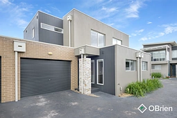 2/35 Dandenong Road, Frankston