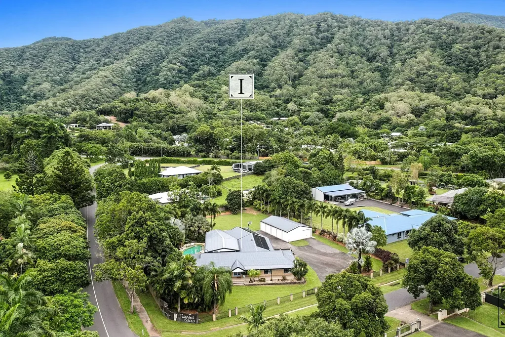 Redlynch 5房  The Complete Lifestyle Package: Acreage, Entertaining & 5-Bay Shed
