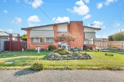 38 Chestnut Road, Youngtown