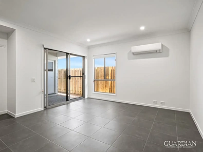 2/23 Heath Terrace, Park Ridge, QLD 4125, 1 Bedrooms, 1 Bathrooms, Apartment