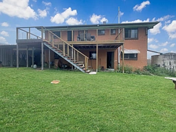 7379 Brisbane Valley Highway, Toogoolawah