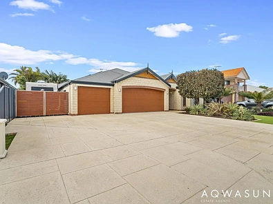 Singleton 4Moenga Under Offer