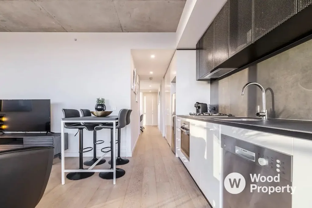 Fully Furnished with Stunning Views in the Heart of Richmond!